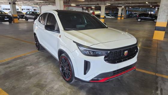 FIAT FASTBACK 1.3 TURBO 270 FLEX ABARTH AT6